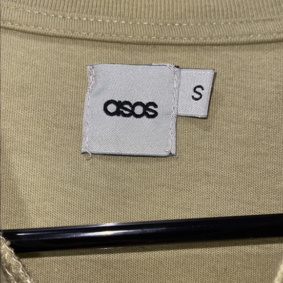 ASOS tshirt - Picture 2 of 3